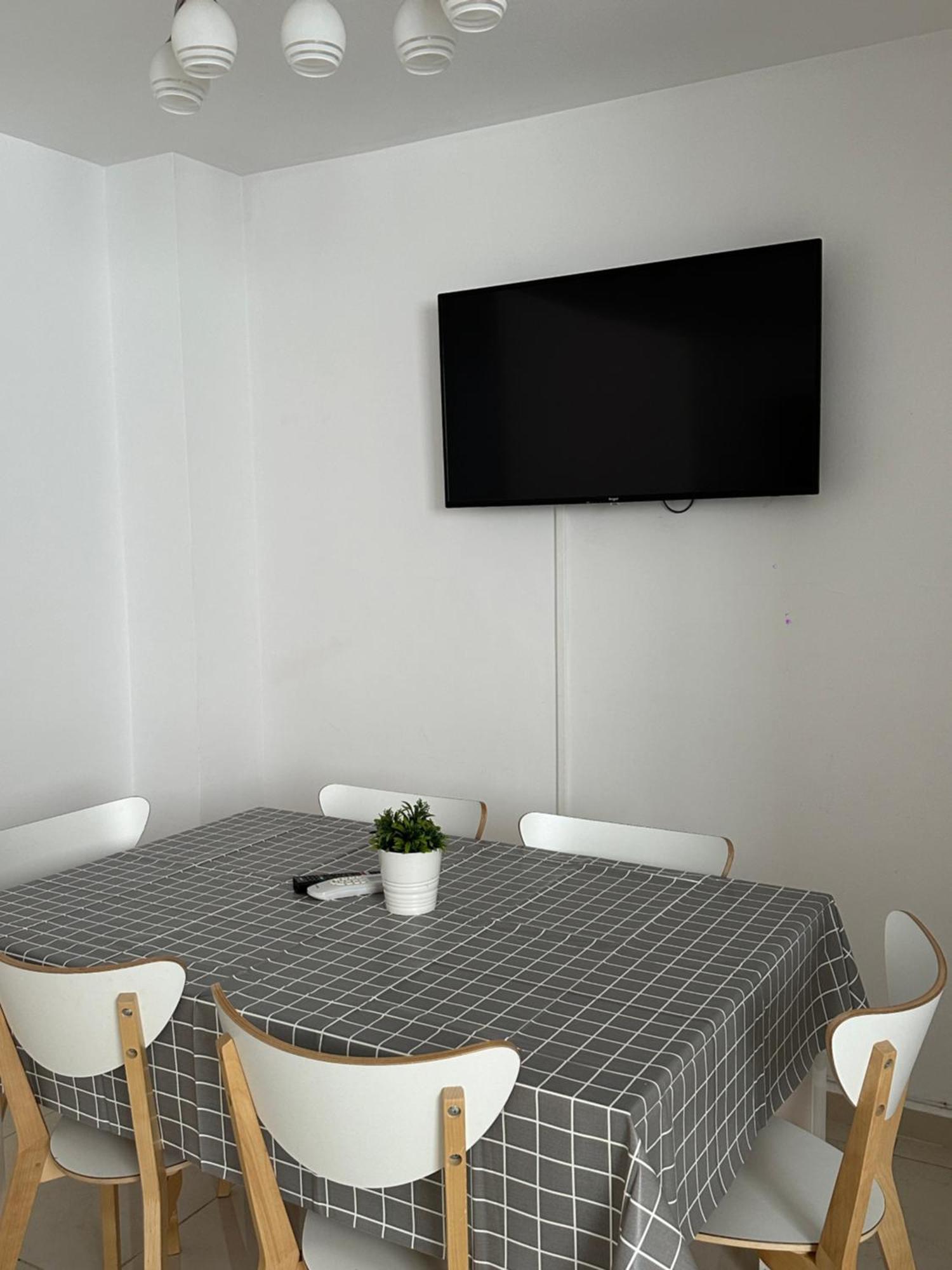 Modern And Bright 5 Bedroom Apartment Del Prado Gandia Bagian luar foto