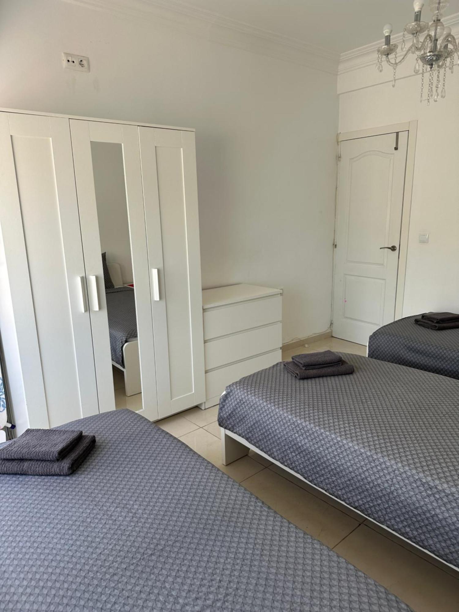 Modern And Bright 5 Bedroom Apartment Del Prado Gandia Bagian luar foto