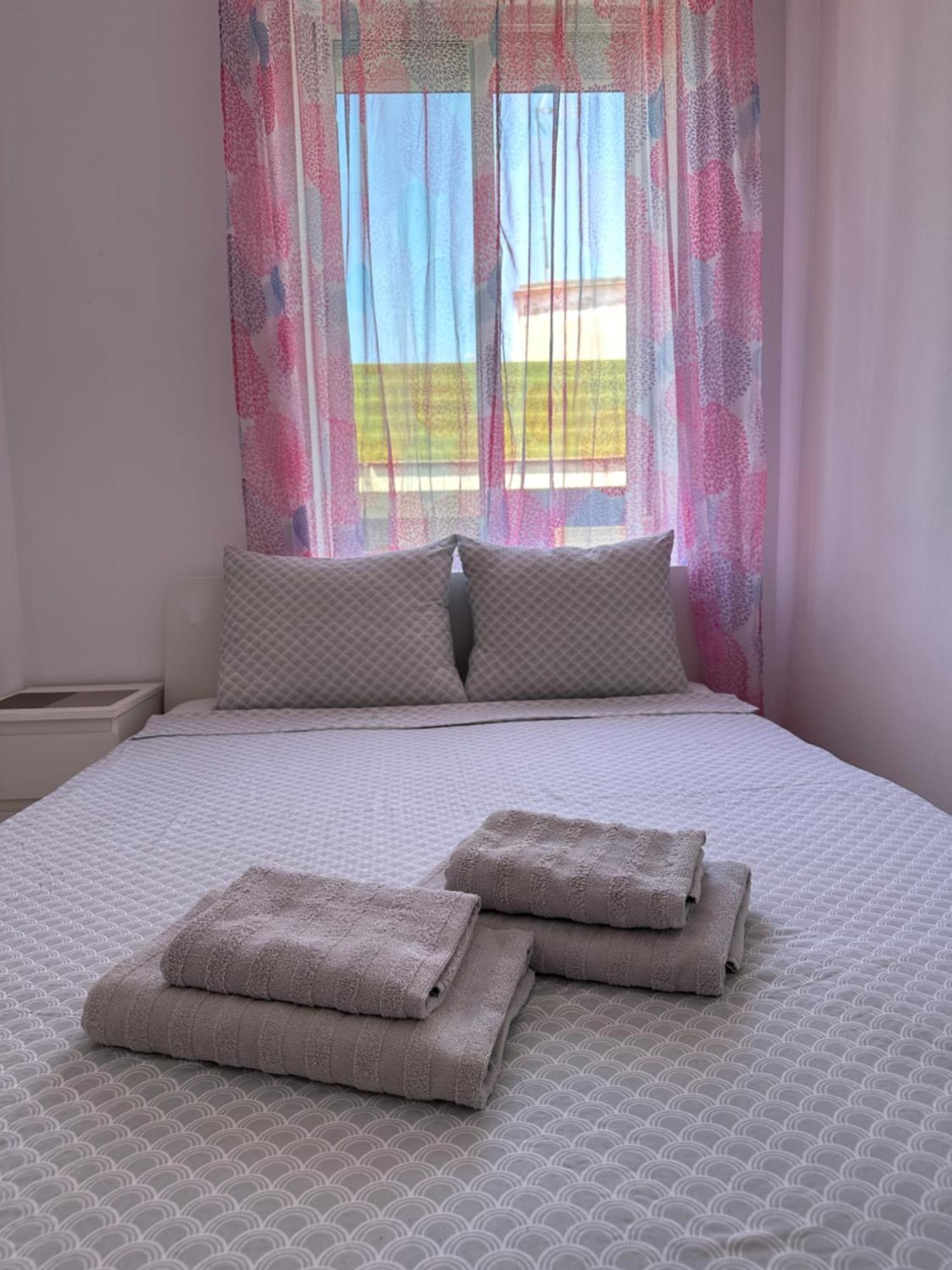 Modern And Bright 5 Bedroom Apartment Del Prado Gandia Bagian luar foto