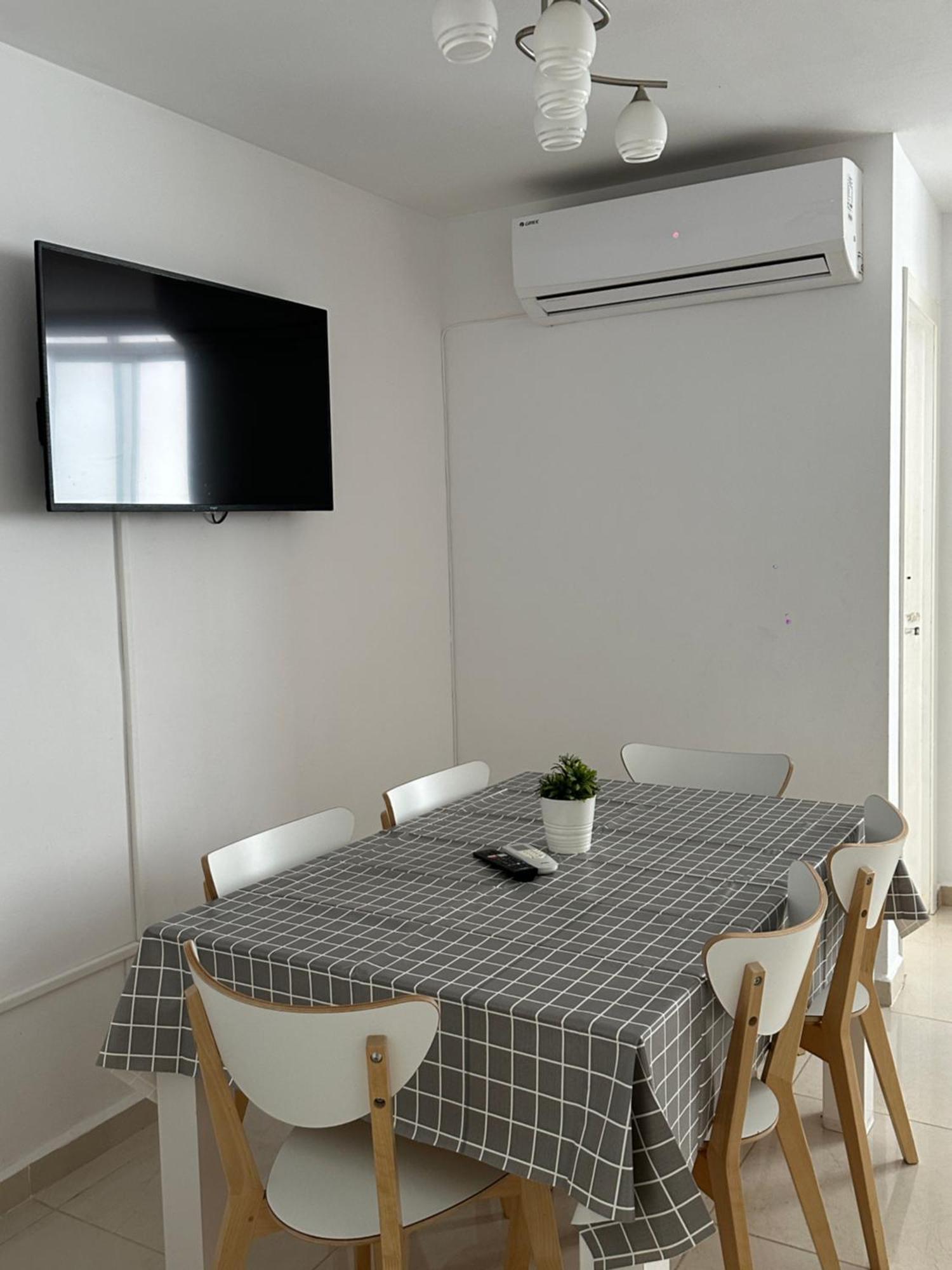 Modern And Bright 5 Bedroom Apartment Del Prado Gandia Bagian luar foto
