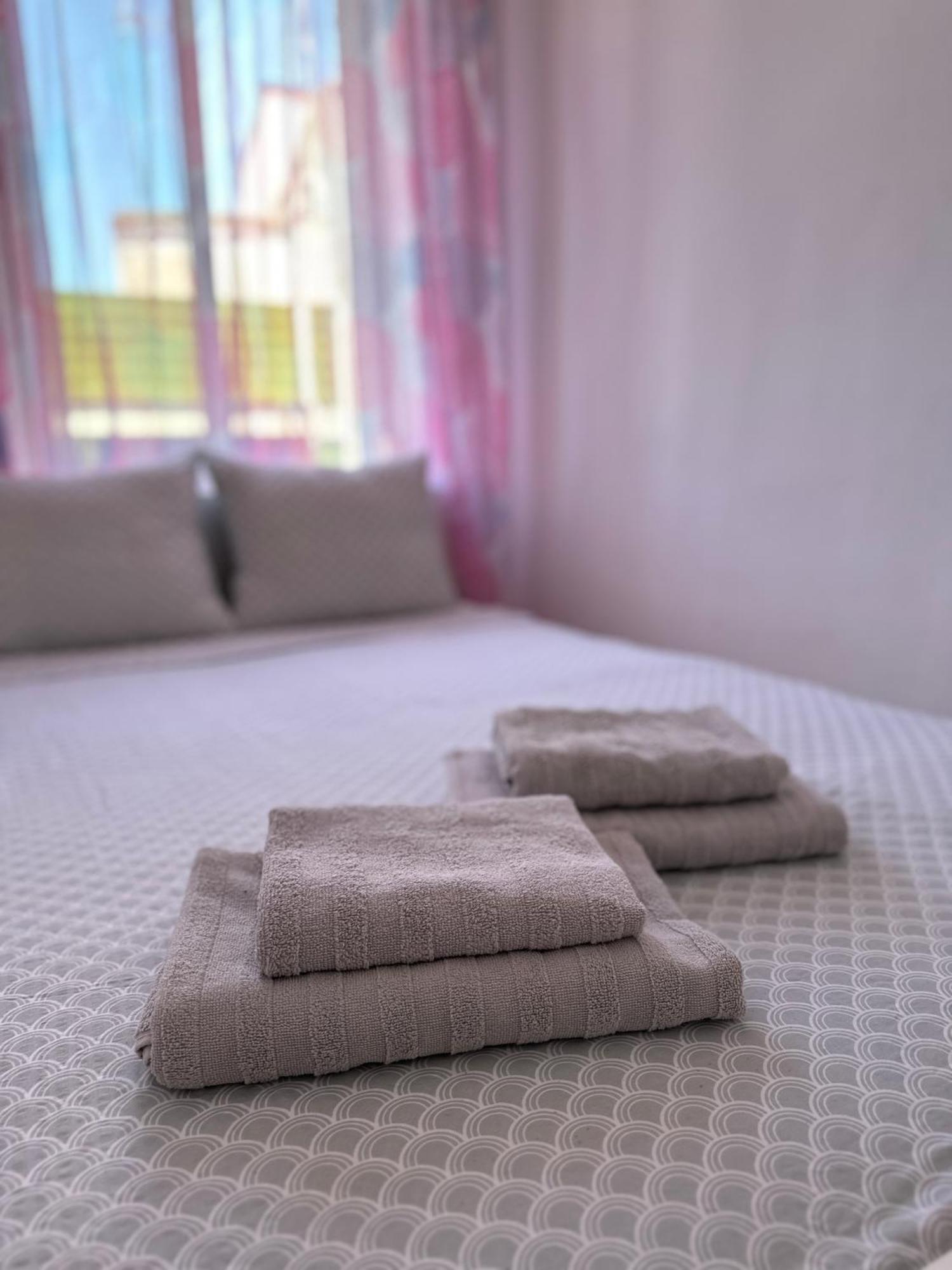 Modern And Bright 5 Bedroom Apartment Del Prado Gandia Bagian luar foto