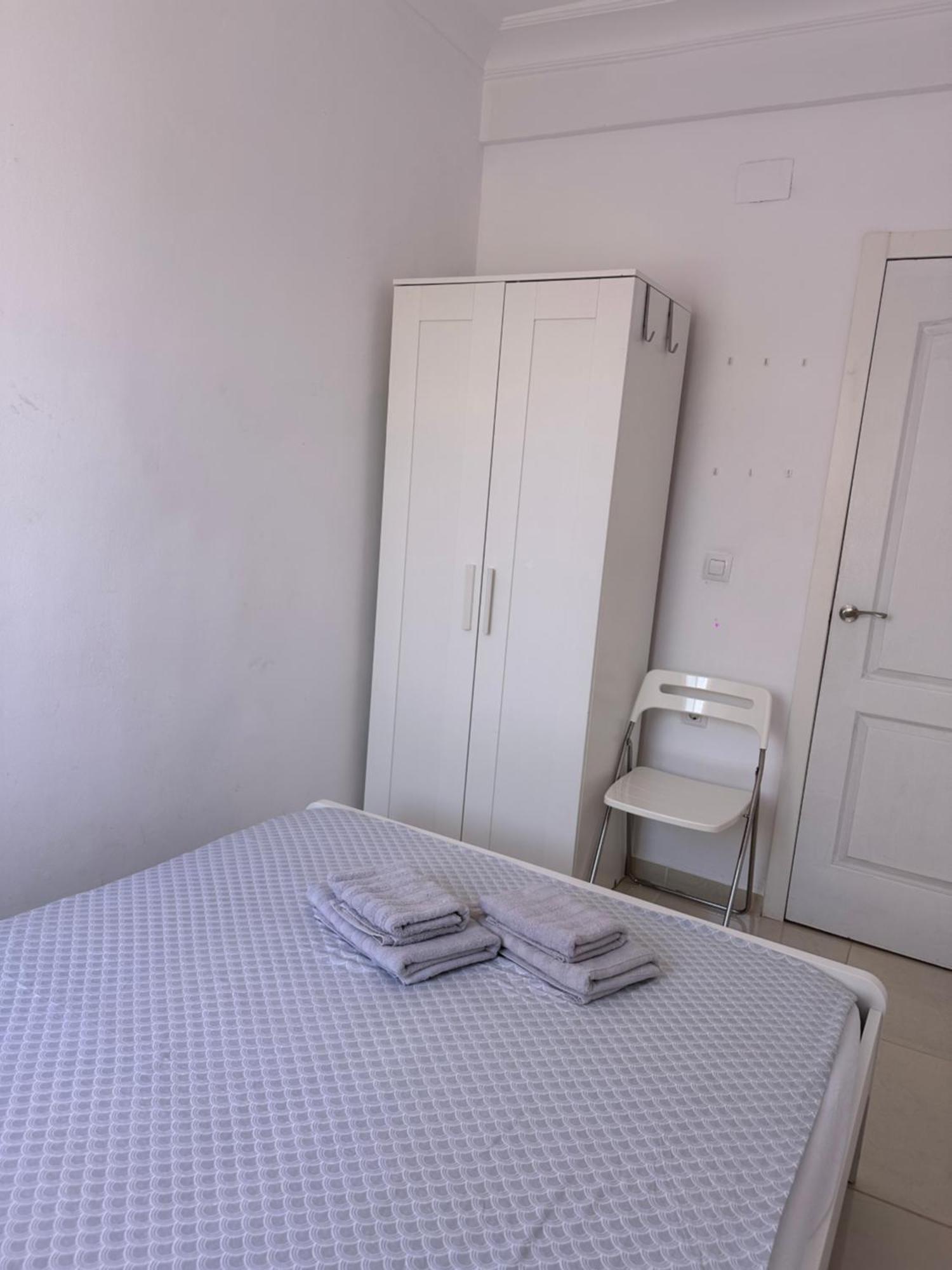 Modern And Bright 5 Bedroom Apartment Del Prado Gandia Bagian luar foto