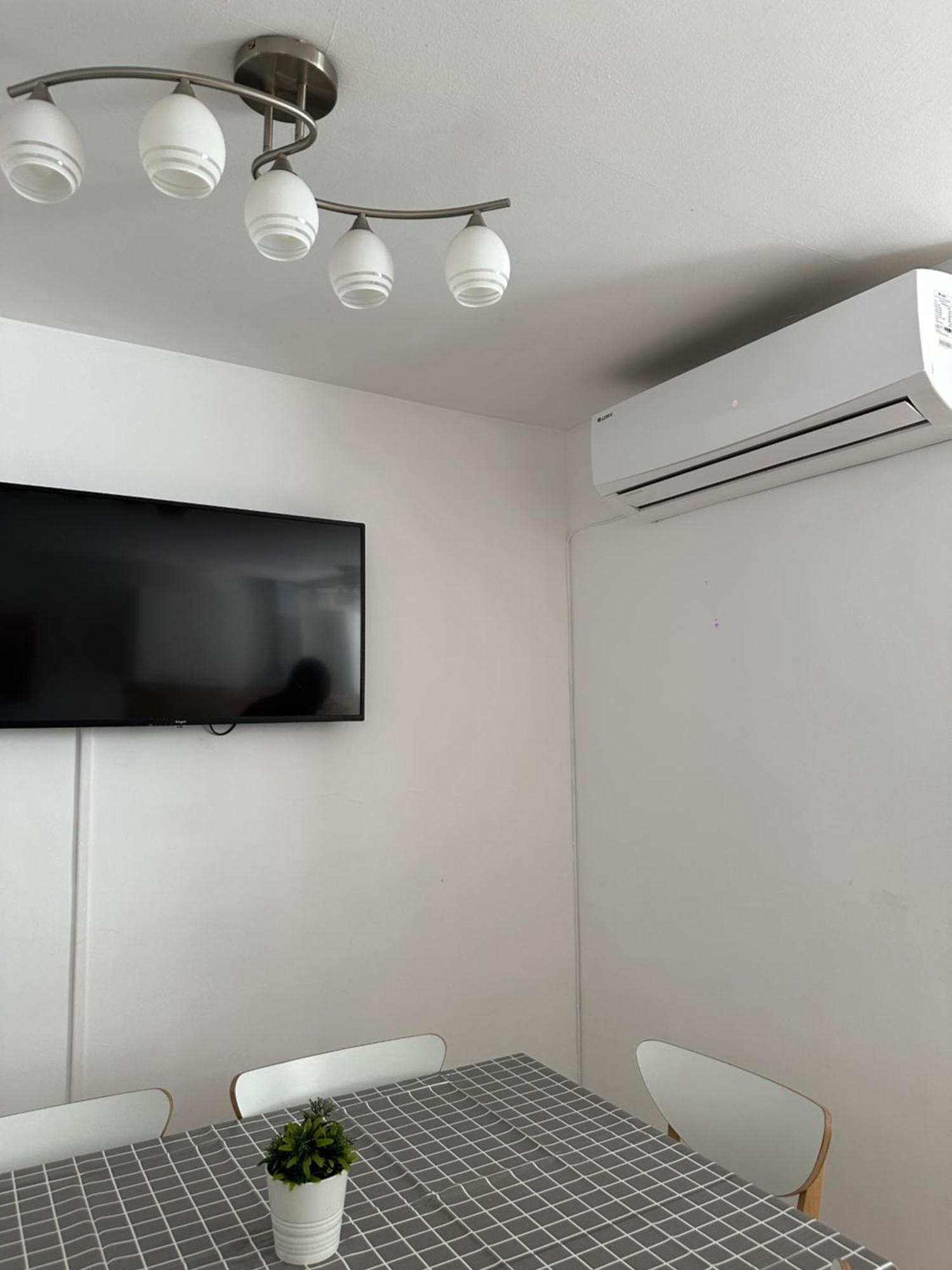 Modern And Bright 5 Bedroom Apartment Del Prado Gandia Bagian luar foto